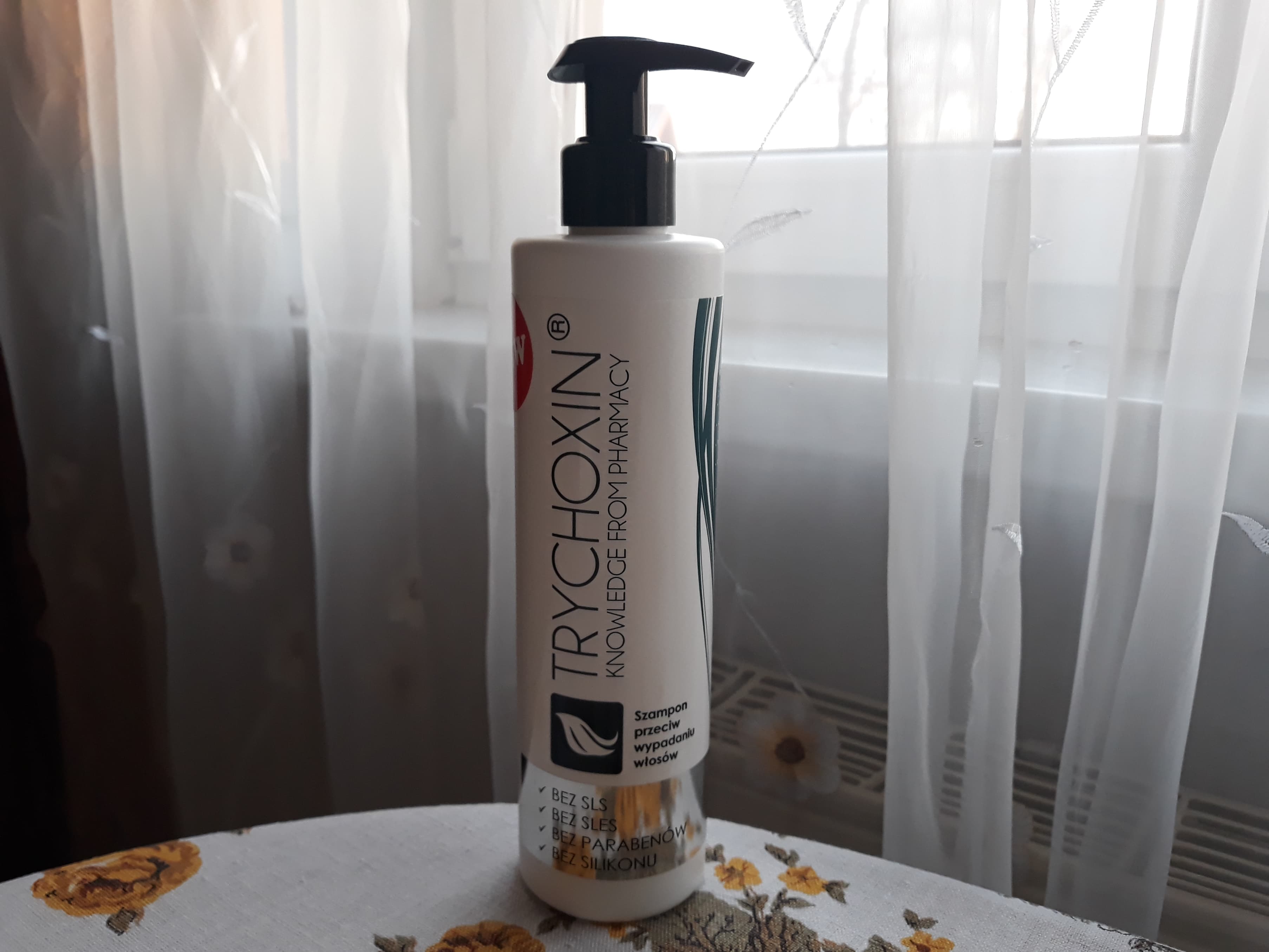 TRYCHOXIN - szampon przeciw wypadaniu włosów 