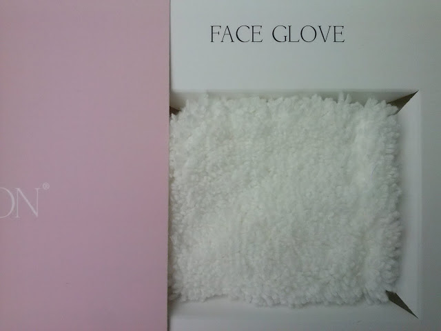 https://www.kosmetykiani.pl/2015/06/zmyj-makijaz-sama-woda-face-glove.html