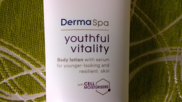 Dove Derma SPA Youthful Vitality